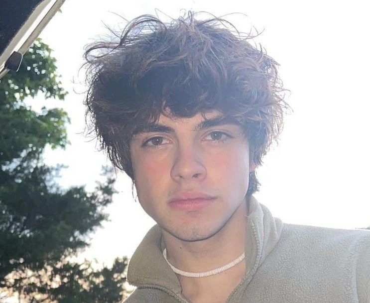 Dillon Latham's Signature Look: The Perm, Style Tips, and Simpletics