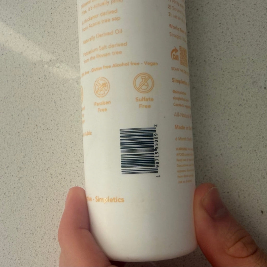 Simpletics Sea Salt Spray in Pineapple Paradise scent